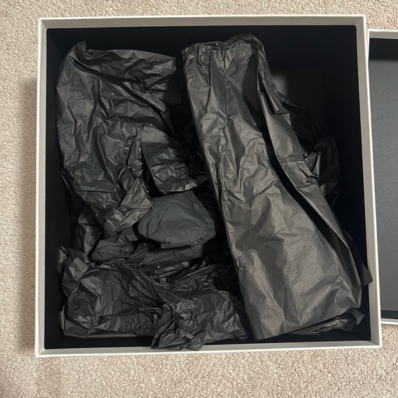 Celine logo white black empty box for bag with tissue decoration storage - Picture 8 of 14